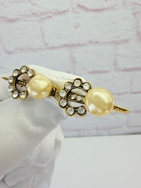 Vintage Chanel Paris 1984 Pearl Crystal Coco Letter Bar Pin Brooch